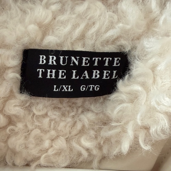Brunette The Label Cream Fleece Jacket - Picture 2 of 7